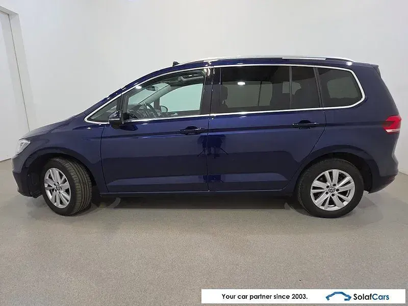 Gebraucht VW Touran Highline 150 PS (110 kW) 2020 Blau Van / Kleinbus