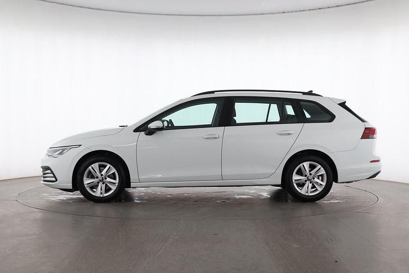 Second-hand VW Golf VIII Life 150 CP (110 kW) 2022 Alb Break
