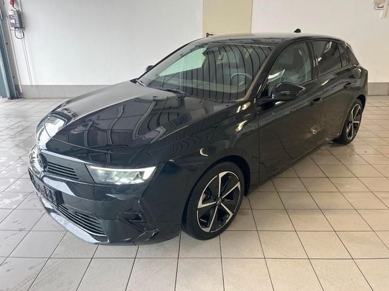 Gebraucht Opel Astra 131 PS (96 kW) 2025 Limousine