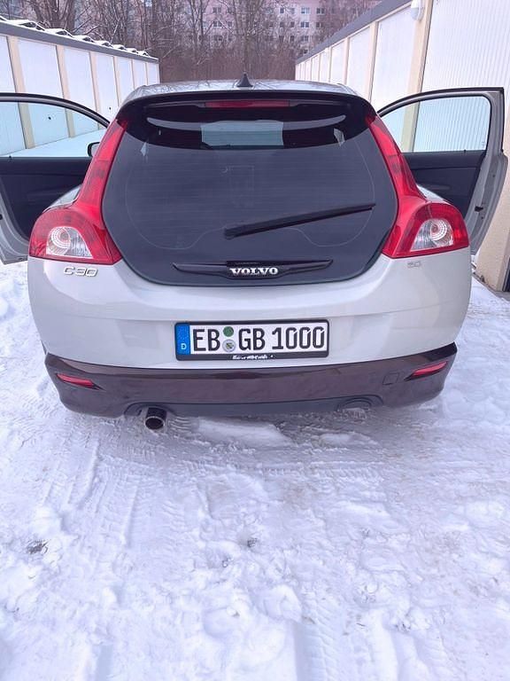 Gebraucht 2007 Volvo C30 Momentum Kleinwagen | 4.500 € (Teuer) - Bild 1/4