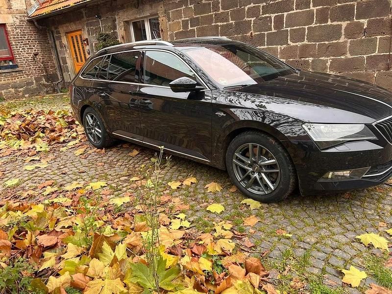Gebraucht 2019 Skoda Superb LAURIN & KLEMENT Kombi | 27.800 € (Fairer Preis) - Bild 1/4