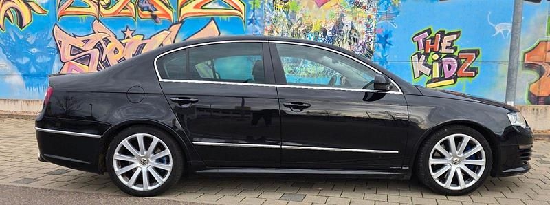 Gebraucht VW Passat R 299 PS (219 kW) 2008 Schwarz Limousine