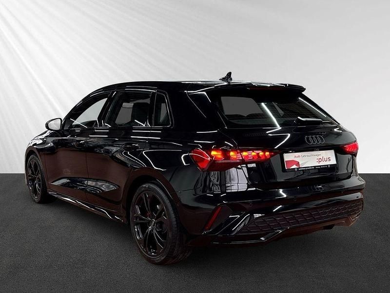 Gebraucht Audi A3 S-Line 150 PS (110 kW) 2025 Mythosschwarz metallic (schwarz) Limousine