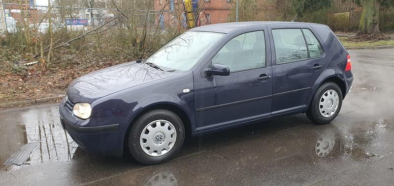 Gebraucht VW Golf IV 101 PS (74 kW) 2000 Blau Kleinwagen