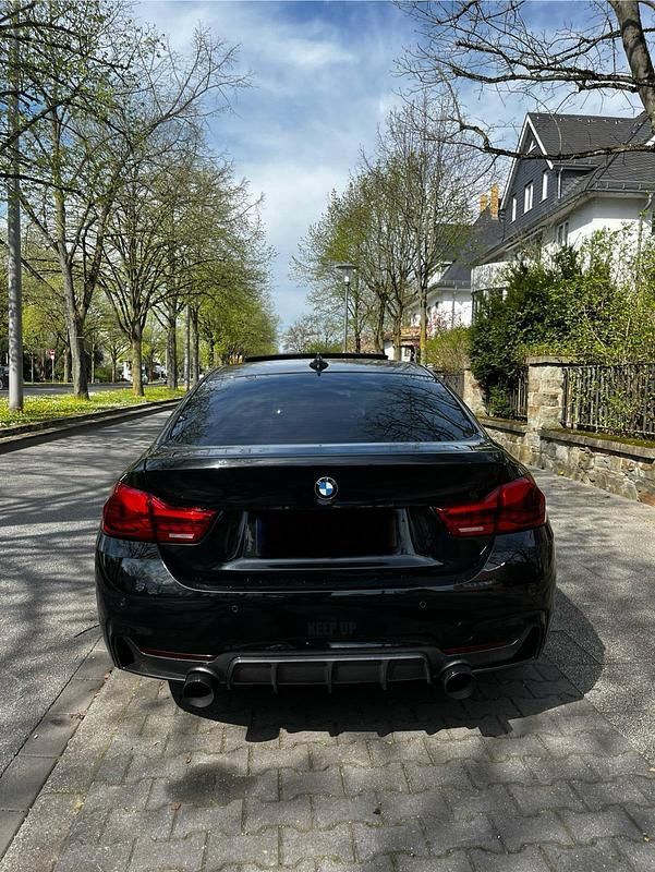 Schwarz Gebraucht 2014 BMW 435 Gran Coupé Comfort Edition Coupé | 26.400 € (Teuer) - Bild 1/4
