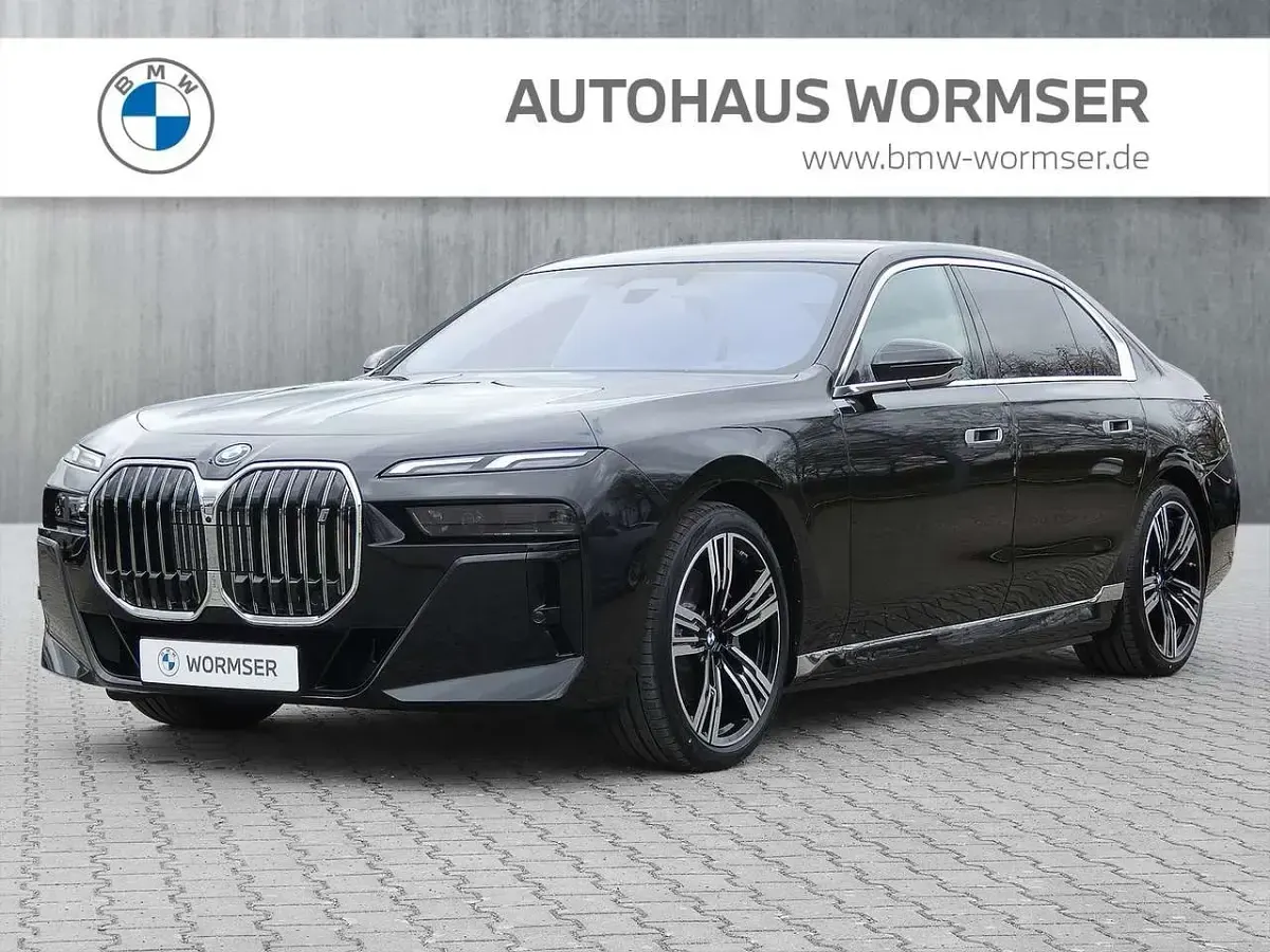 Neu BMW i7 Sport Line 400 kW (544 PS) 2026 Schwarz Limousine