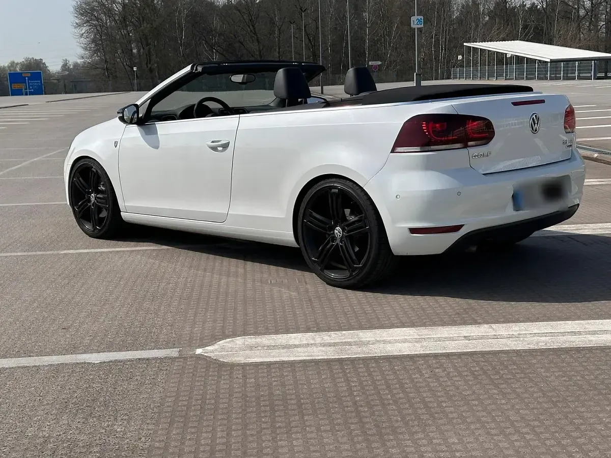 Gebraucht VW Golf Cabriolet Karmann 140 PS (102 kW) 2015 Weiß Cabrio