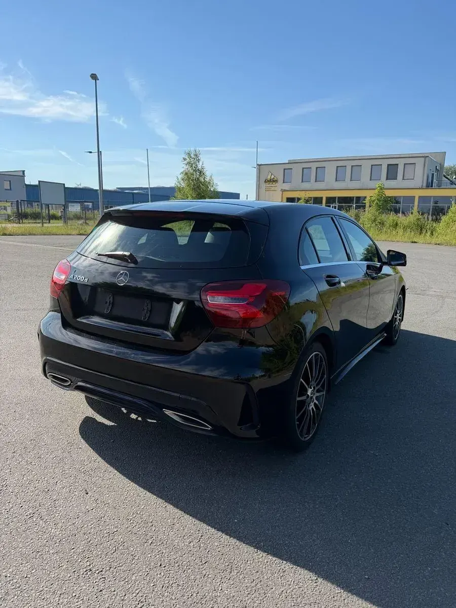 Gebraucht Mercedes 200 136 PS (100 kW) 2017 Schwarz Kombi