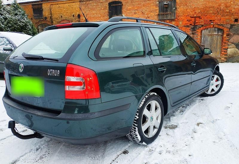 Gebraucht Skoda Octavia 140 PS (102 kW) 2007 Grün Kombi