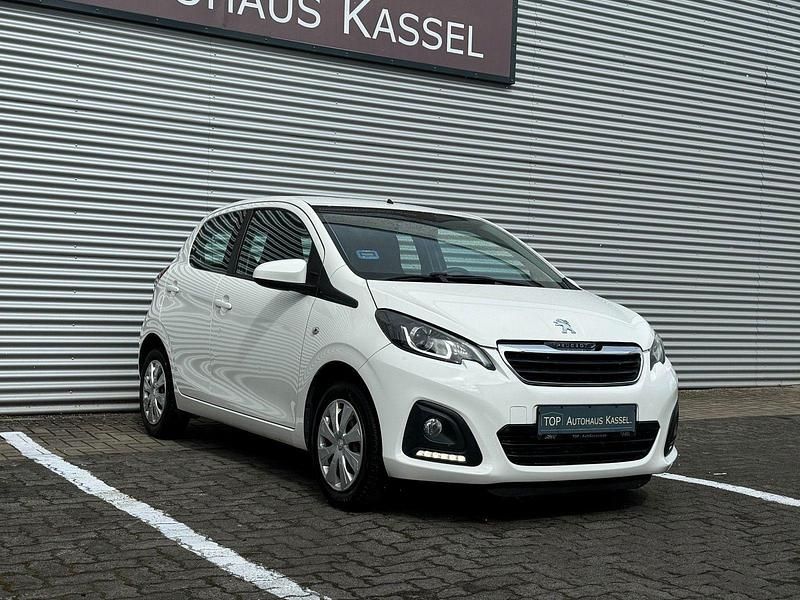 Gebraucht Peugeot 108 Active 69 PS (50 kW) 2015 Weiß Kleinwagen