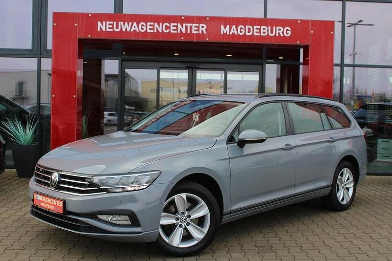 Mondsteingrau Gebraucht 2022 VW Passat Conceptline Kombi | 22.740 € (Guter Preis) - Bild 1/4