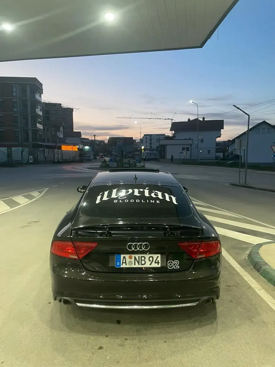 Gebraucht Audi A7 204 PS (150 kW) 2011 Schwarz Kleinwagen