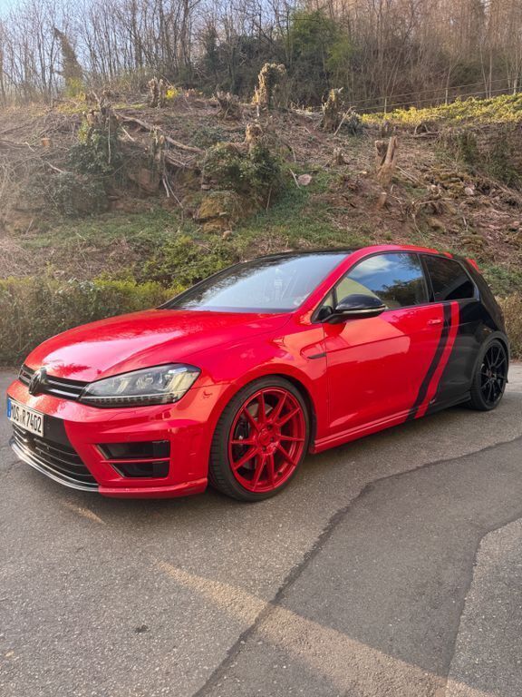 Rot Gebraucht 2015 VW Golf VII R Limousine | 16.300 € (Fairer Preis) - Bild 1/4