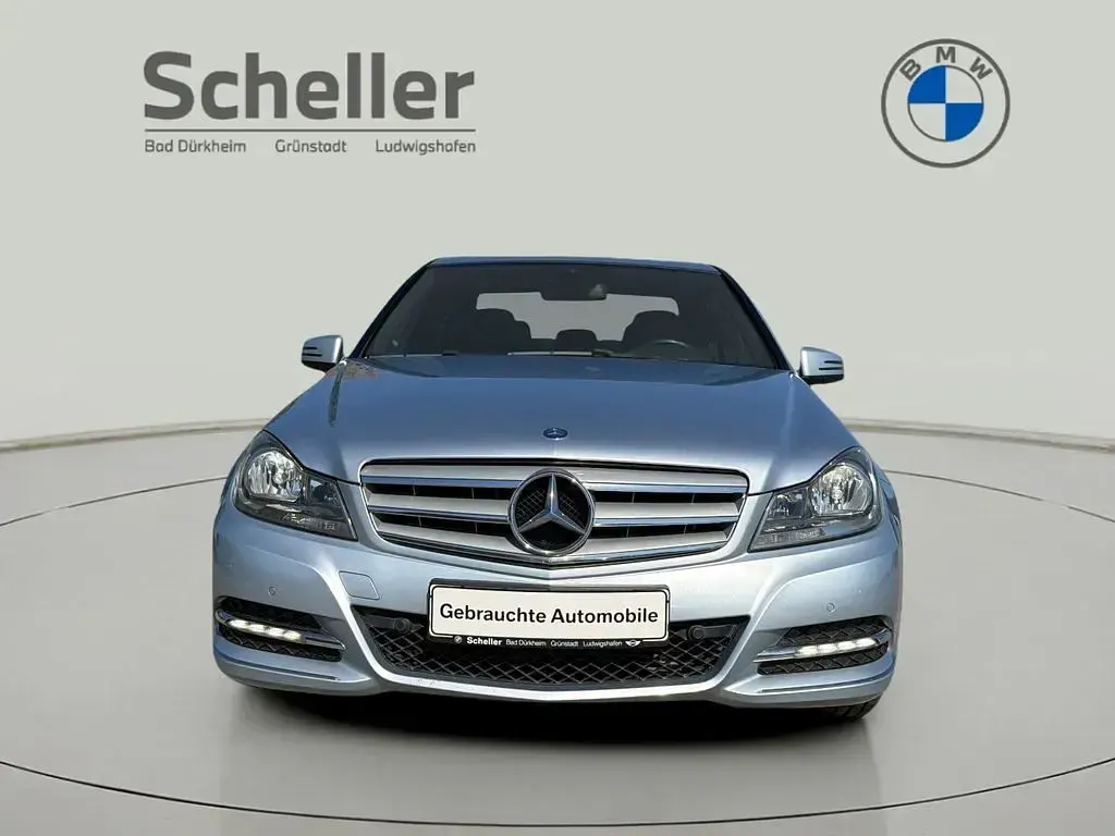Gebraucht Mercedes C220 170 PS (125 kW) 2013 Silber Limousine
