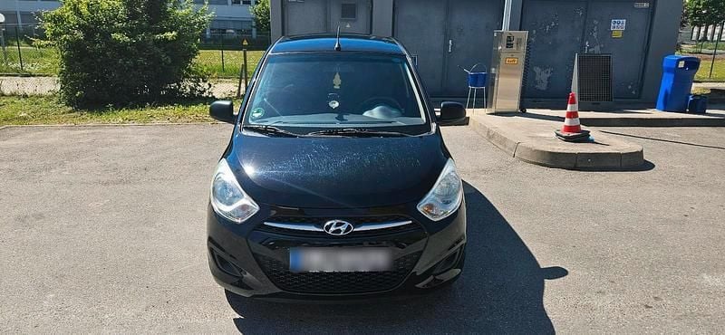 Schwarz Gebraucht 2011 Hyundai i10 Kleinwagen | 1.900 € (Guter Preis) - Bild 1/4