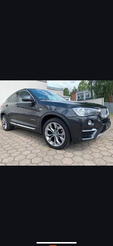 Grau Gebraucht 2015 BMW X4 SUV | 15.300 € (Fairer Preis) - Bild 1/4