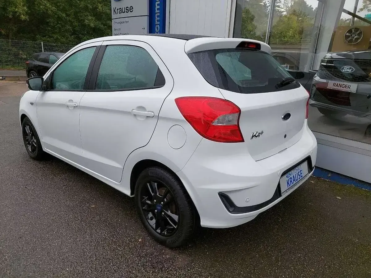 Gebraucht Ford Ka 86 PS (63 kW) 2018 Oxford white Kleinwagen