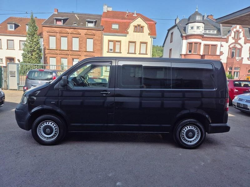 Blackmagic Gebraucht 2009 VW Caravelle Trendline Van / Kleinbus | 8.000 € (Superpreis) - Bild 1/4