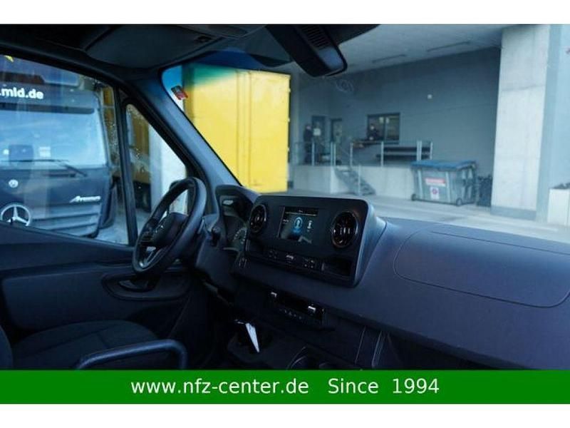 Gebraucht Mercedes Sprinter 163 PS (119 kW) 2019 Schwarz (metallic) Van