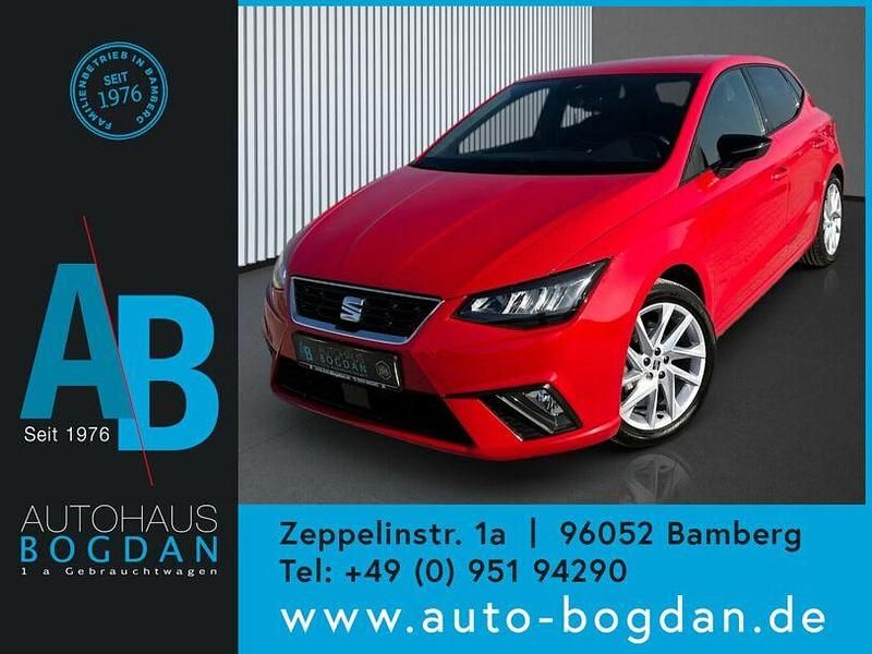 Rot Gebraucht 2023 Seat Ibiza FR Limousine | 16.290 € (Fairer Preis) - Bild 1/4
