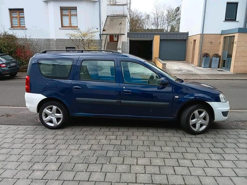 Gebraucht Dacia Logan MCV Lauréate 86 PS (63 kW) 2009 Kombi