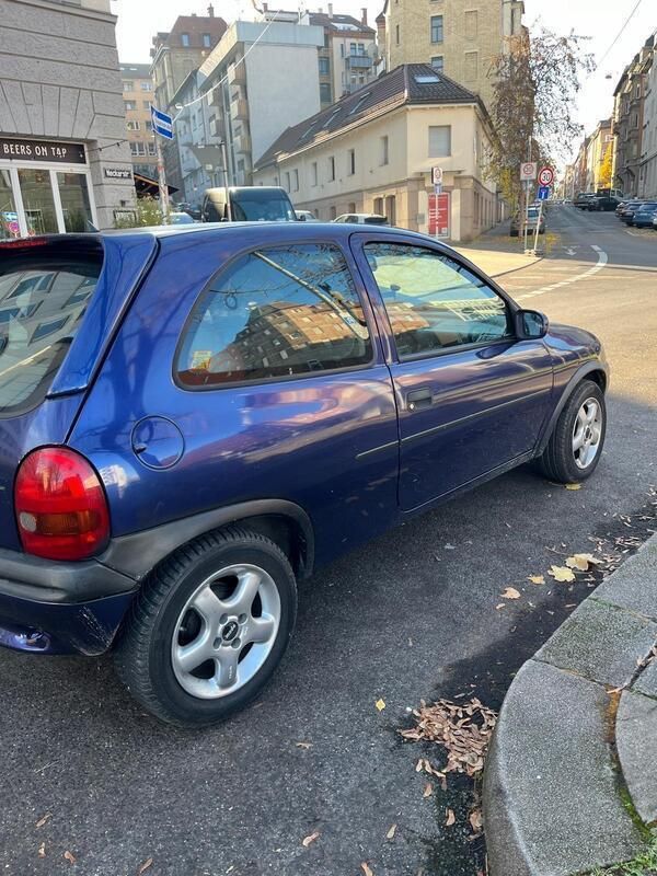Blau Gebraucht 1996 Opel Corsa Kleinwagen | 900 € (Fairer Preis) - Bild 1/4