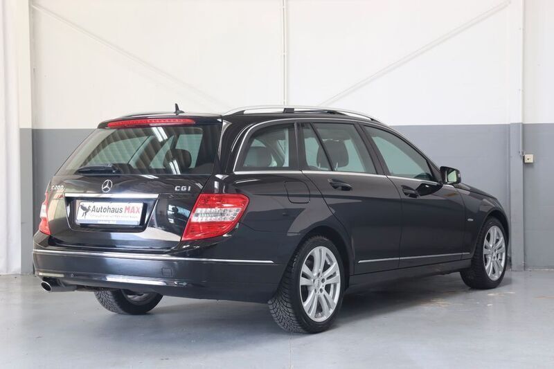 Gebraucht Mercedes C200 184 PS (135 kW) 2011 Schwarz Kombi