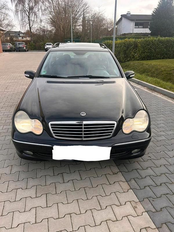 Gebraucht Mercedes C320 Avantgarde 218 PS (160 kW) 2001 Schwarz Kombi