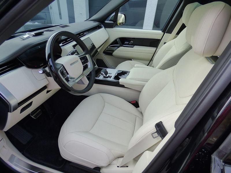 Neu Land Rover Range Rover 530 PS (389 kW) 2026 Santorini black SUV