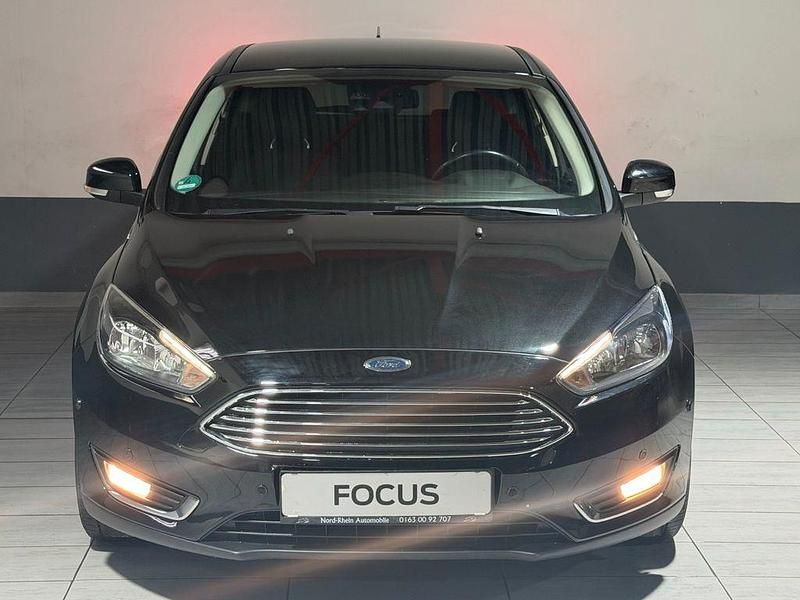 Gebraucht Ford Focus Titanium 150 PS (110 kW) 2014 Schwarz Limousine