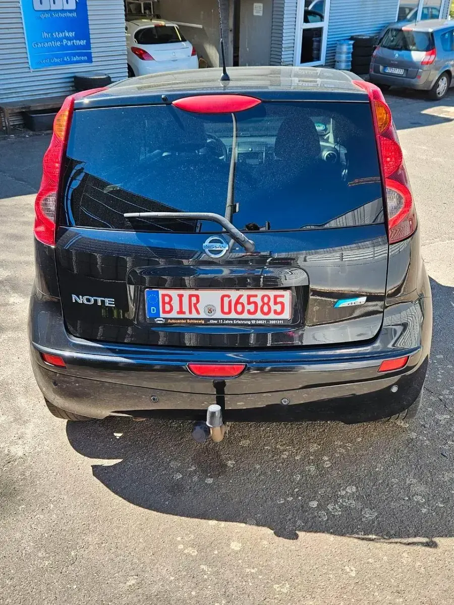 Gebraucht Nissan Note 90 PS (66 kW) 2013 Schwarz Kleinwagen