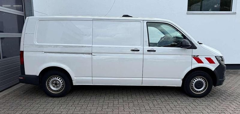 Gebraucht VW Transporter 150 PS (110 kW) 2018 Candyweiß Van