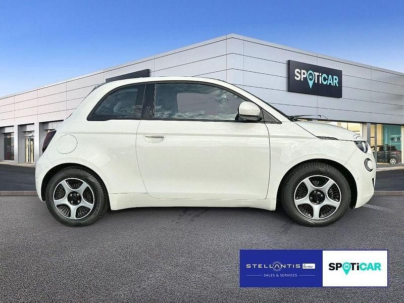 Gebraucht Fiat 500e Passion 86 kW (118 PS) 2021 Weiß Cabrio