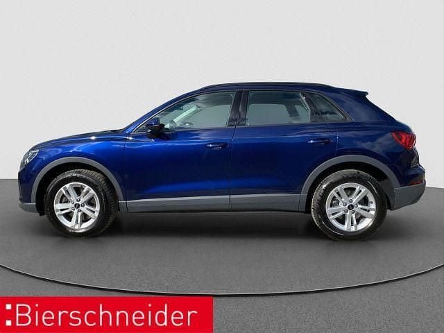 Gebraucht Audi Q3 Basis 190 PS (139 kW) 2024 Blau SUV