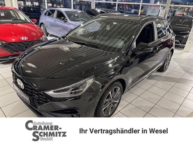 Gebraucht Hyundai i30 Advantage 140 PS (102 kW) 2024 Abyss black (metallic) Kombi