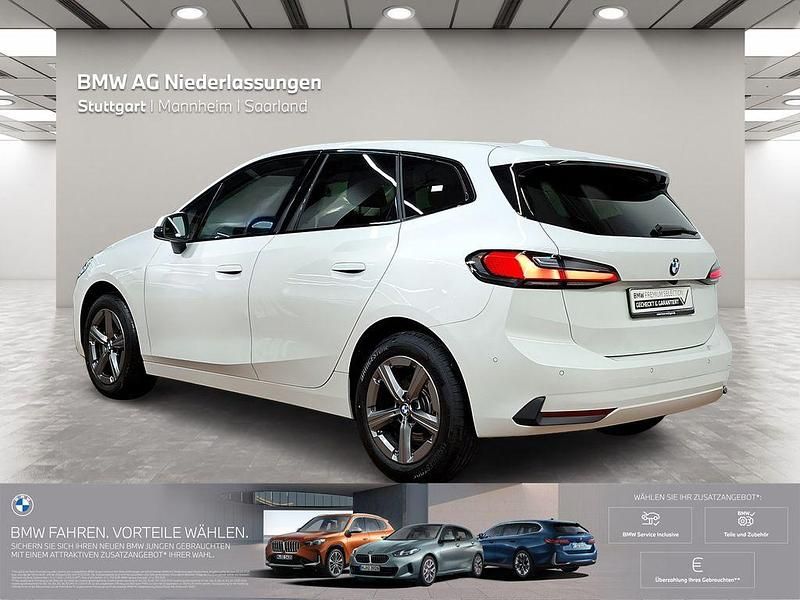 Gebraucht BMW 220 Active Tourer Sport Line 156 PS (114 kW) 2025 Weiß Van / Kleinbus
