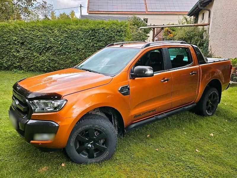Gebraucht Ford Ranger Wildtrack 160 PS (117 kW) 2017 Orange Pickup