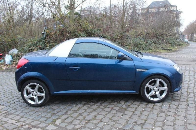 Gebraucht Opel Tigra Cosmo 90 PS (66 kW) 2004 Blau Cabrio