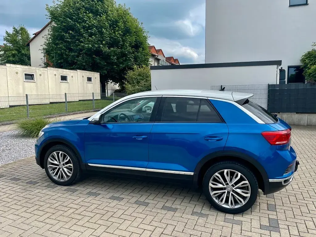 Gebraucht VW T-Roc Style 150 PS (110 kW) 2018 Blau SUV