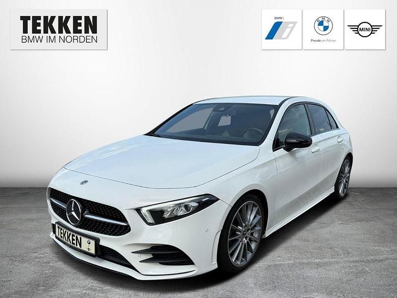 Weiss Gebraucht 2018 Mercedes A200 AMG line Limousine | 22.450 € (Guter Preis) - Bild 1/4