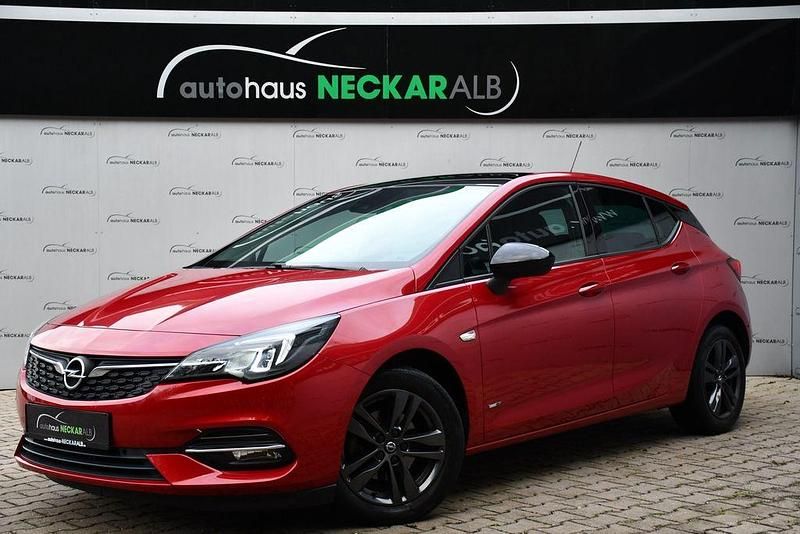 Gebraucht Opel Astra Design & Tech 131 PS (96 kW) 2021 Rot Limousine