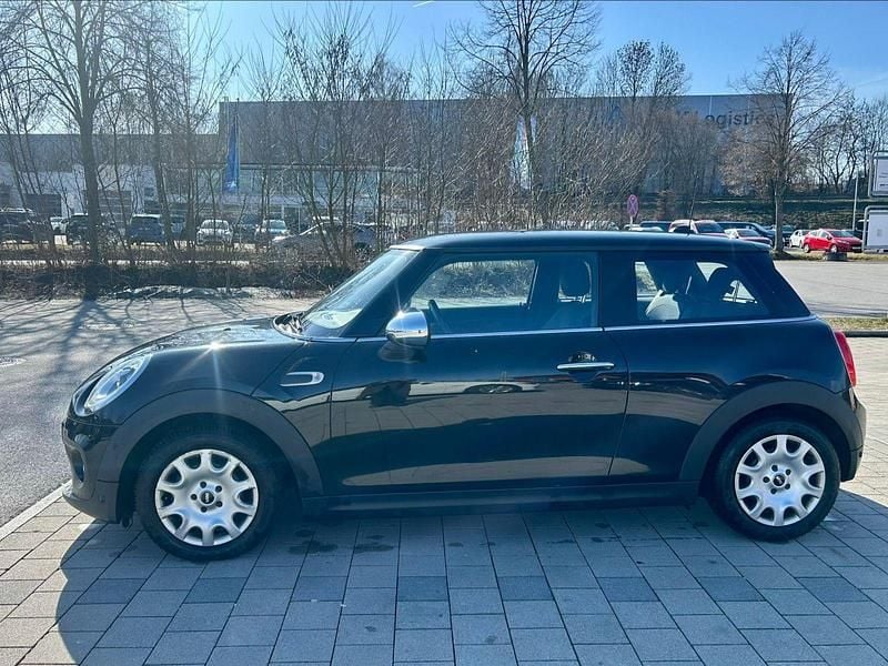 Usata Mini Cooper D 116 CV (85 kW) 2016 Nero Utilitaria