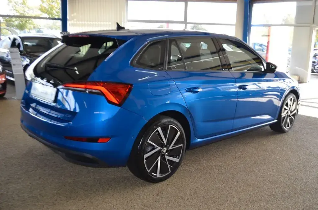 Gebraucht Skoda Scala Style 116 PS (85 kW) 2020 Raceblau metallic Kleinwagen