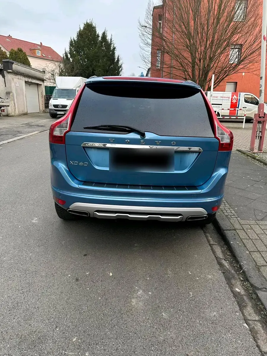 Gebraucht Volvo XC60 181 PS (133 kW) 2014 Blau SUV