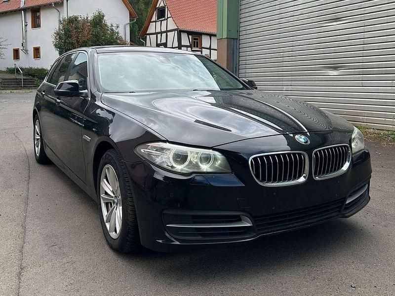 Schwarz Gebraucht 2013 BMW 530 Kombi | 7.250 € (Superpreis) - Bild 1/4