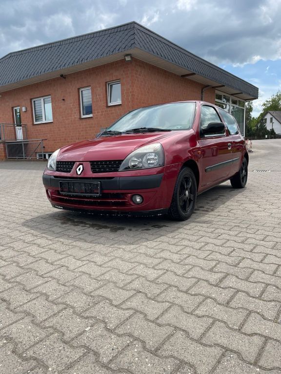 Rot Gebraucht 2002 Renault Clio II Kleinwagen | 1.000 € (Guter Preis) - Bild 1/4