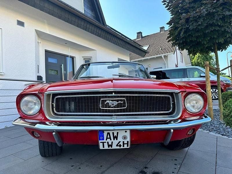 Usata Ford V8 1968 Rosso Cabrio