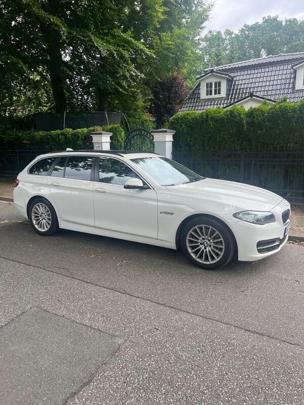 Weiß Gebraucht 2014 BMW 518 Kombi | 11.500 € (Fairer Preis) - Bild 1/4