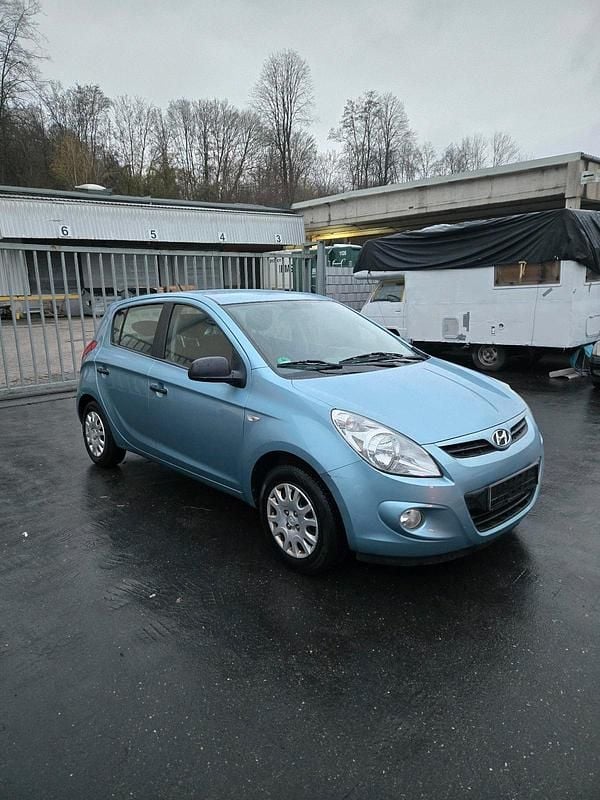 Blau Gebraucht 2009 Hyundai i20 Kleinwagen | 1.600 € (Superpreis) - Bild 1/4