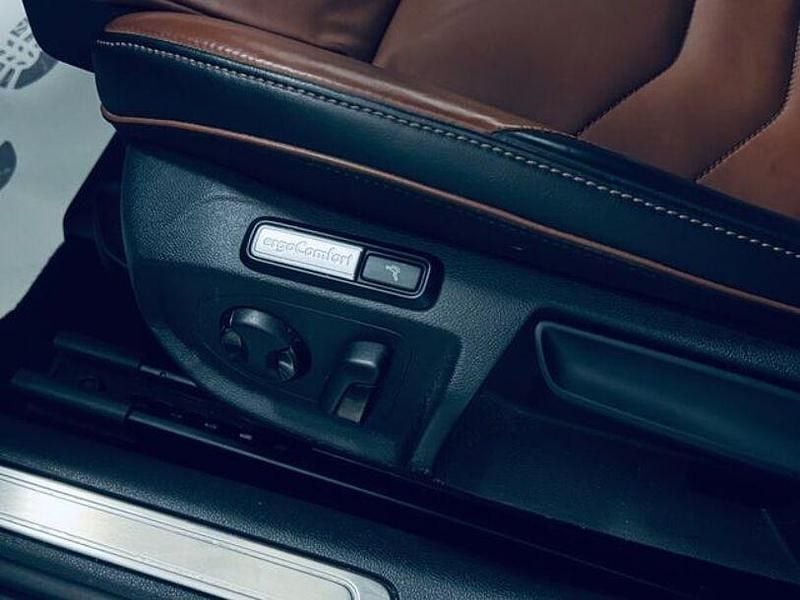 Gebraucht VW Arteon Elegance 190 PS (139 kW) 2019 Grau Kleinwagen